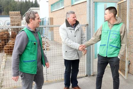 AED PODSKRAJNIK MEGA DOM 02 FOTO LJUBO VUKELIČ